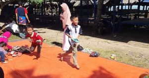 lomba 17 agustus kekinian modern dan kreatif lomba jodohkan sandal